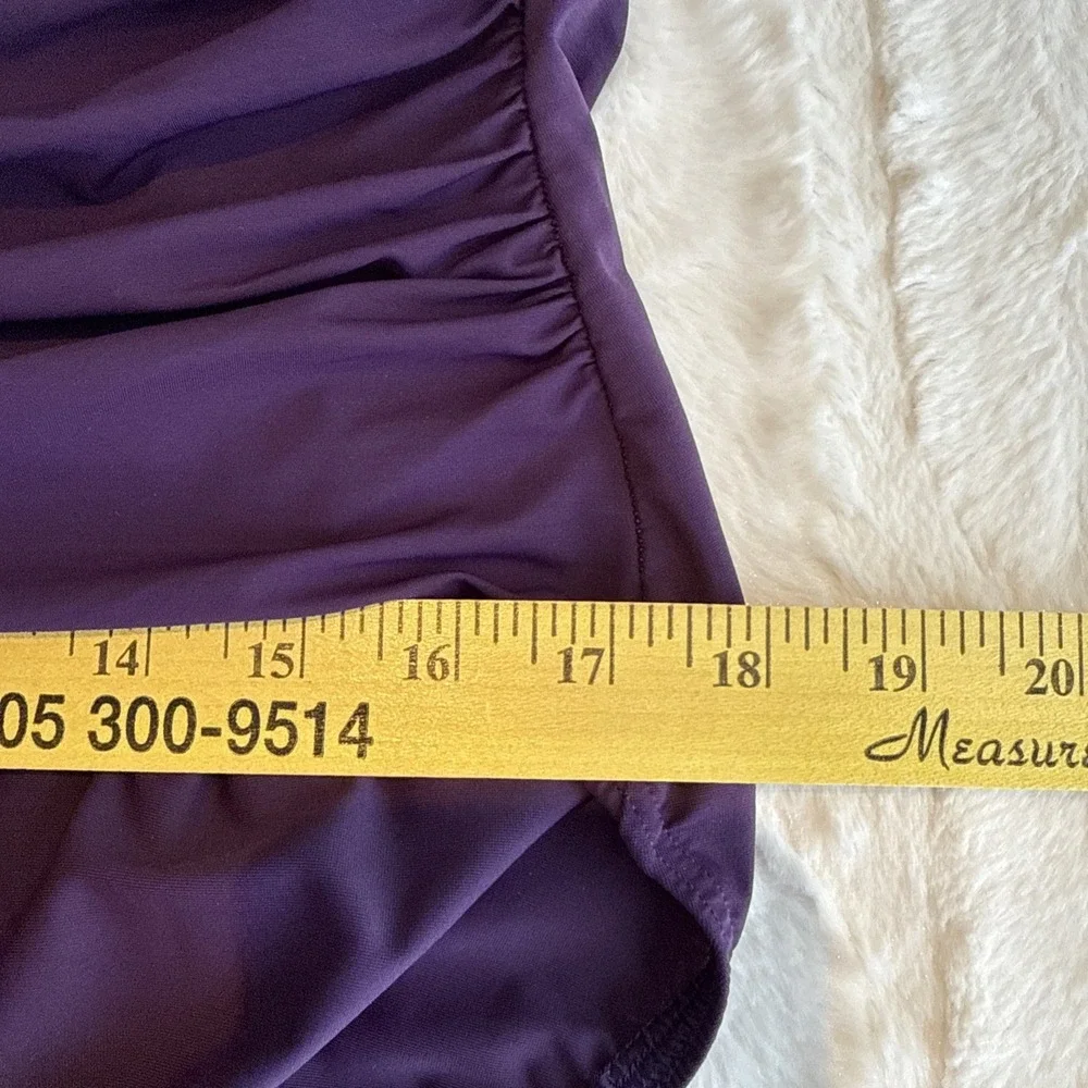 Lands End Swimsuit Women 18 DD Purple Slimming One Piece Built In Bra Vacation